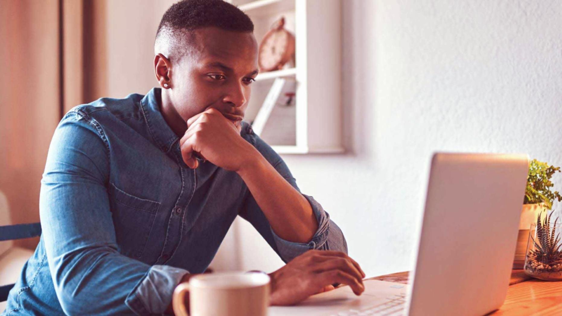 コンテンツ制作の様子を表すイメージ